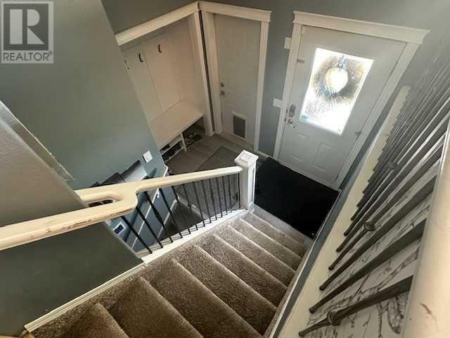 31 Rodeo Way, Whitecourt, Alberta  T7S 0B9 - Photo 6 - A2136176