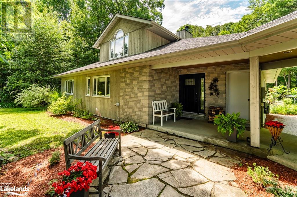 1450 Margaret Crescent, Penetanguishene, Ontario  L9M 2B3 - Photo 4 - 40596885