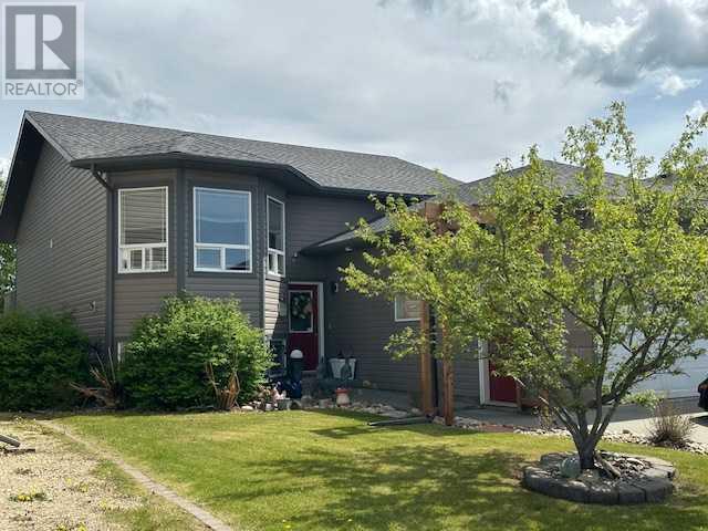 31 Rodeo Way, Whitecourt, Alberta  T7S 0B9 - Photo 2 - A2136176