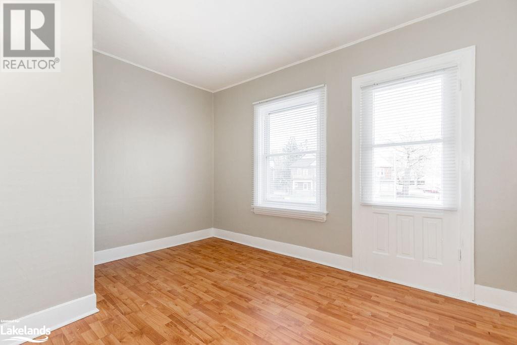 37 Ross Street, Barrie, Ontario  L4N 1G1 - Photo 11 - 40597282