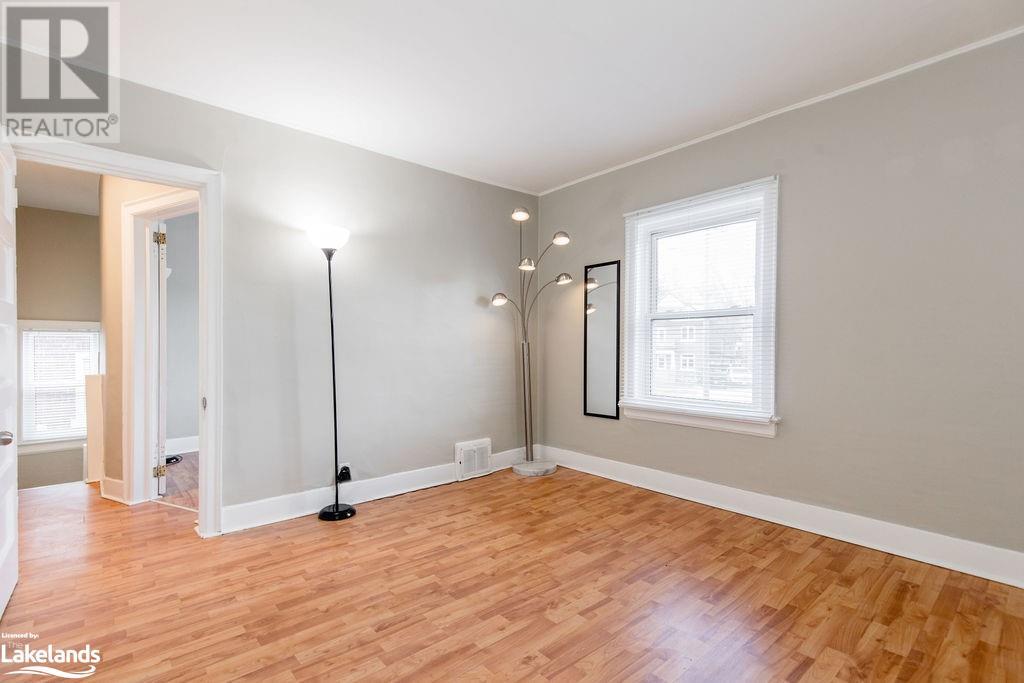 37 Ross Street, Barrie, Ontario  L4N 1G1 - Photo 13 - 40597282