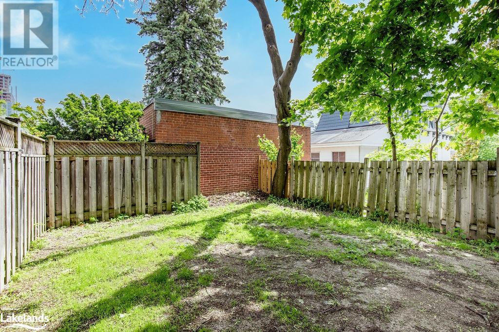 37 Ross Street, Barrie, Ontario  L4N 1G1 - Photo 45 - 40597282
