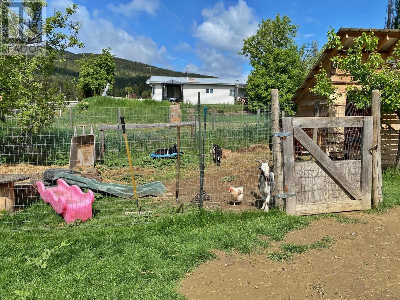 9857-9861 Church Street, Little Fort, British Columbia  V0E 2C0 - Photo 16 - 178603