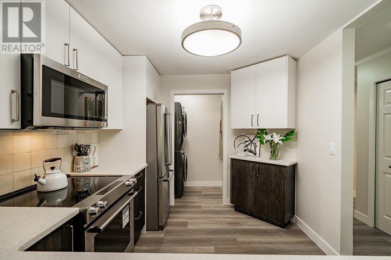 Listing Picture 11 of 19 : 123 7437 MOFFATT ROAD, Richmond / 烈治文 - 魯藝地產 Yvonne Lu Group - MLS Medallion Club Member