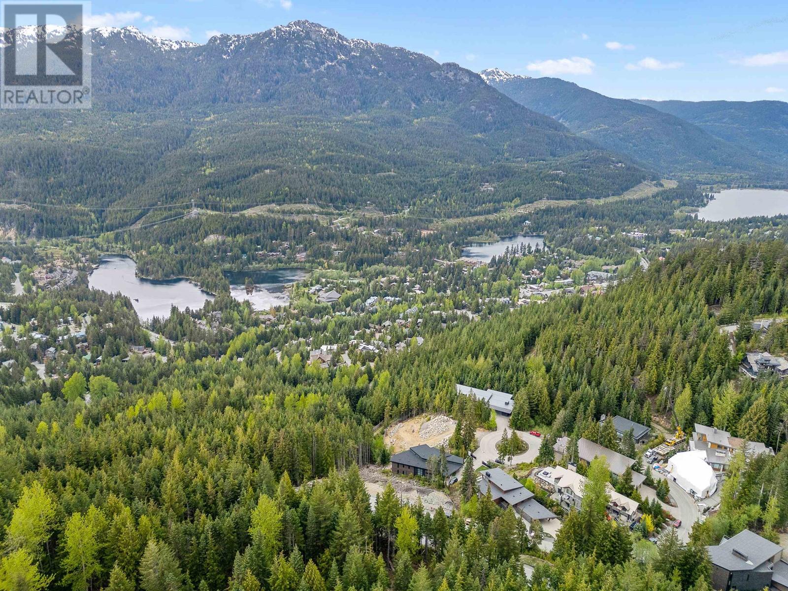 2915 Heritage Peaks Trail, Whistler, British Columbia  V8E 0L6 - Photo 3 - R2888065