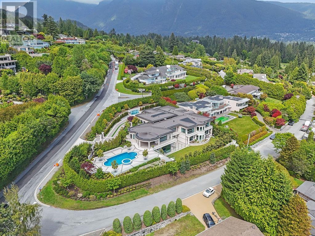 839 EYREMOUNT DRIVE, West Vancouver, British Columbia
