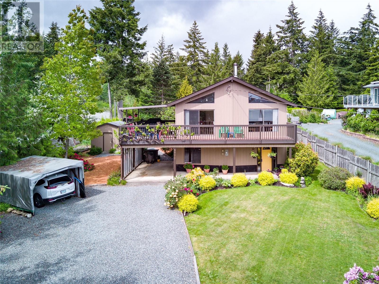 5931 Garvin Rd, union bay, British Columbia