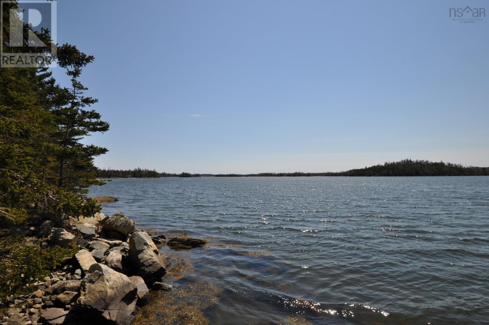 821 Ostrea Lake Road, Ostrea Lake, Nova Scotia B0J 2L0 (26963674