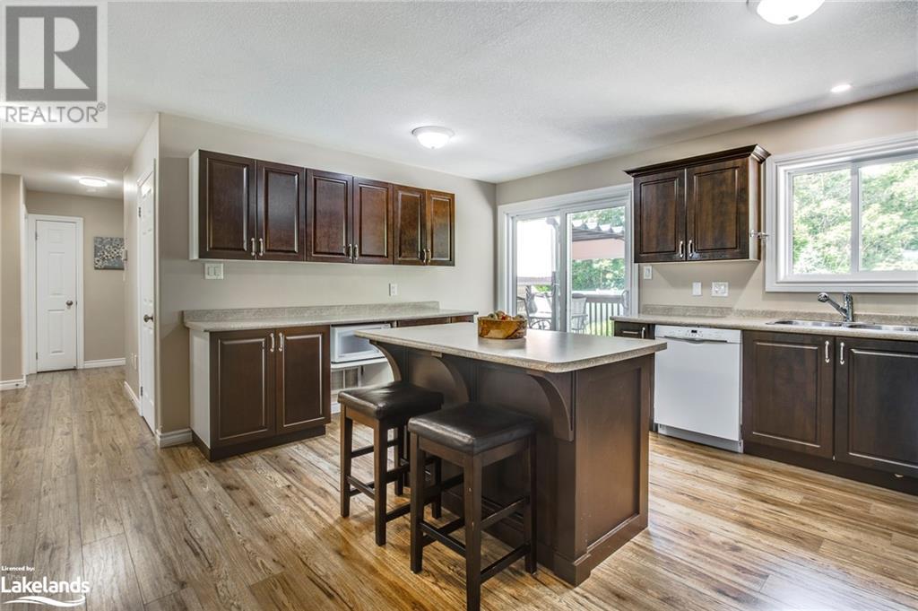 54 Bellisle Road, Penetanguishene, Ontario  L9M 0A3 - Photo 10 - 40597229