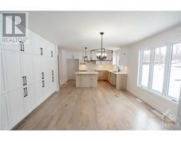 1409 CAROLINE COURT