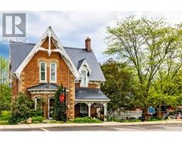 111 MAIN ST EAST STREET