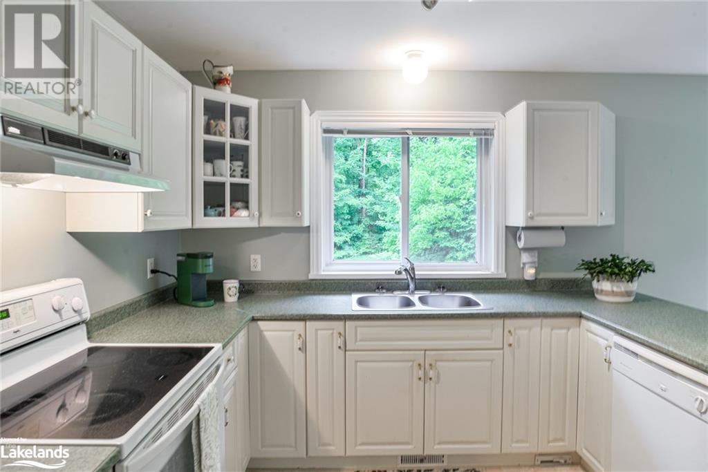 538 Lynx Lake Road, Huntsville, Ontario  P1H 2J3 - Photo 12 - 40595344