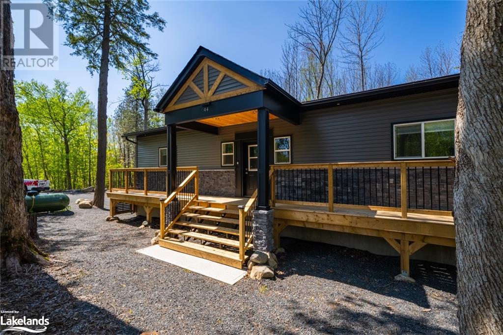 44 Sunnyshore Park Drive, Mckellar, Ontario  P2A 0B5 - Photo 2 - 40597147