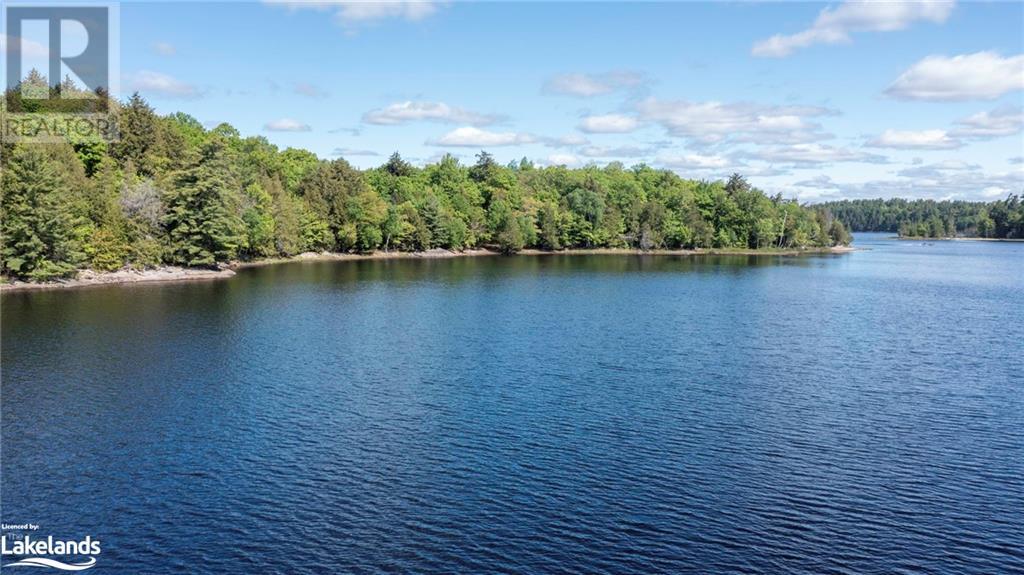 5 WAHWASHKESH Lake, whitestone, Ontario