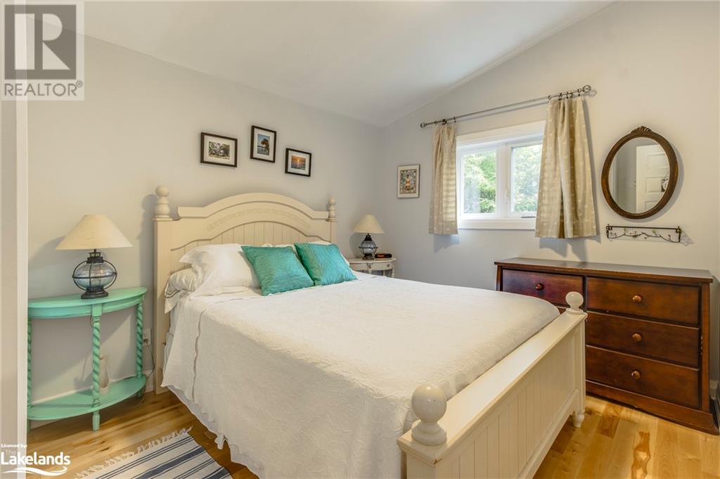 8 Arbor Road, Tiny, Ontario  L0L 2J0 - Photo 11 - 40592979