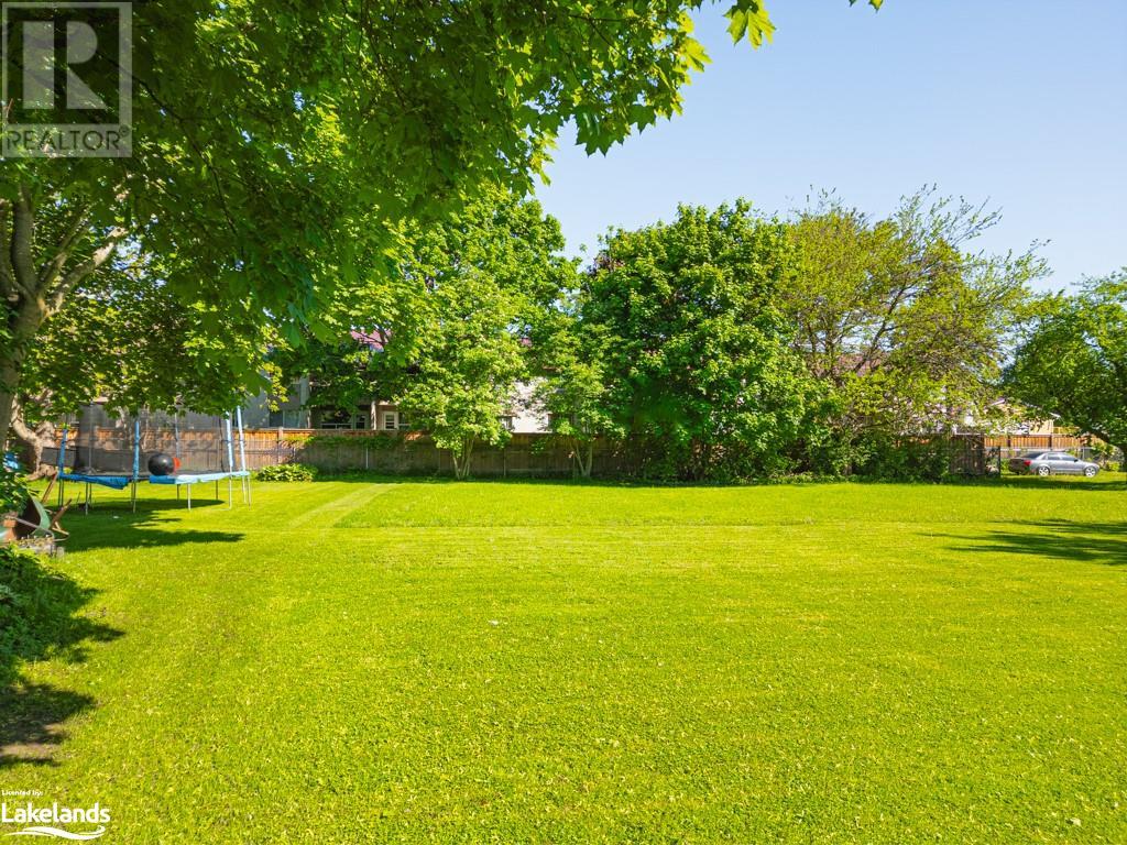184 Oxford Street, Orillia, Ontario  L3V 1H5 - Photo 7 - 40588623