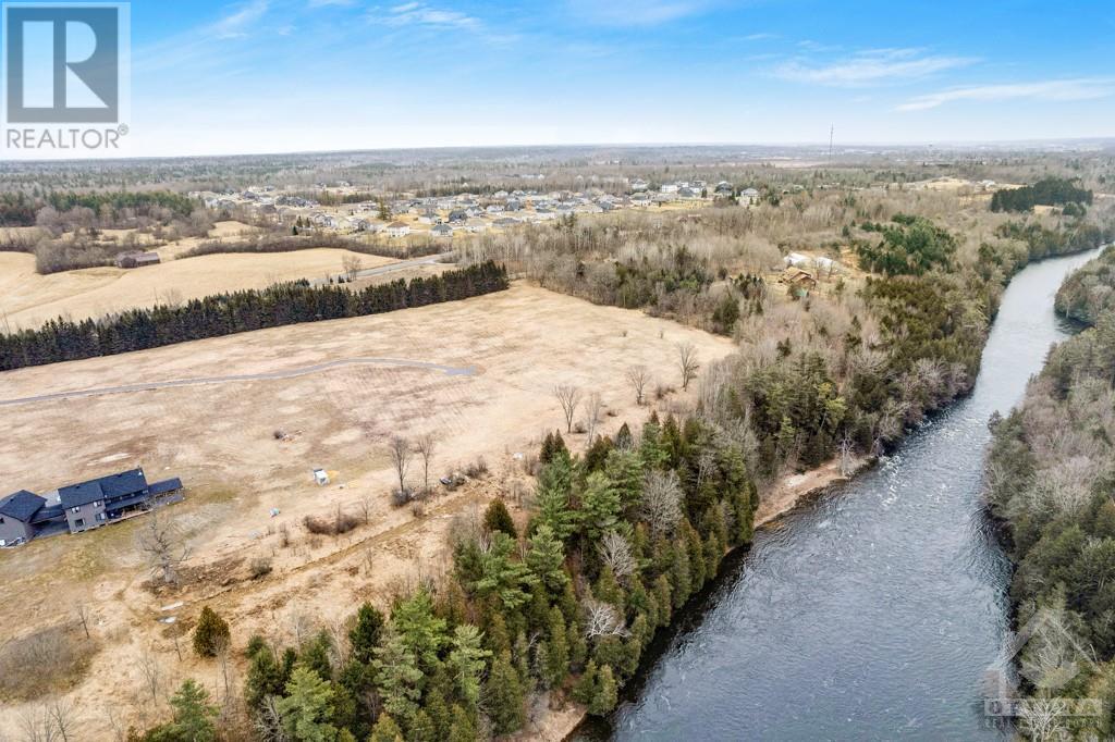 5989 Martin Street N, Almonte, Ontario K0A 1A0 (26964087) Paul