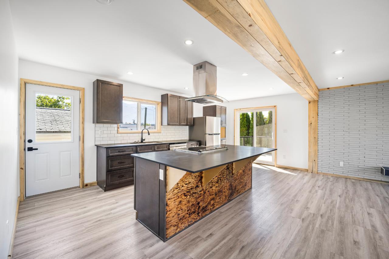 132 14th Avenue N, Creston, British Columbia  V0B 1G0 - Photo 8 - 2477314