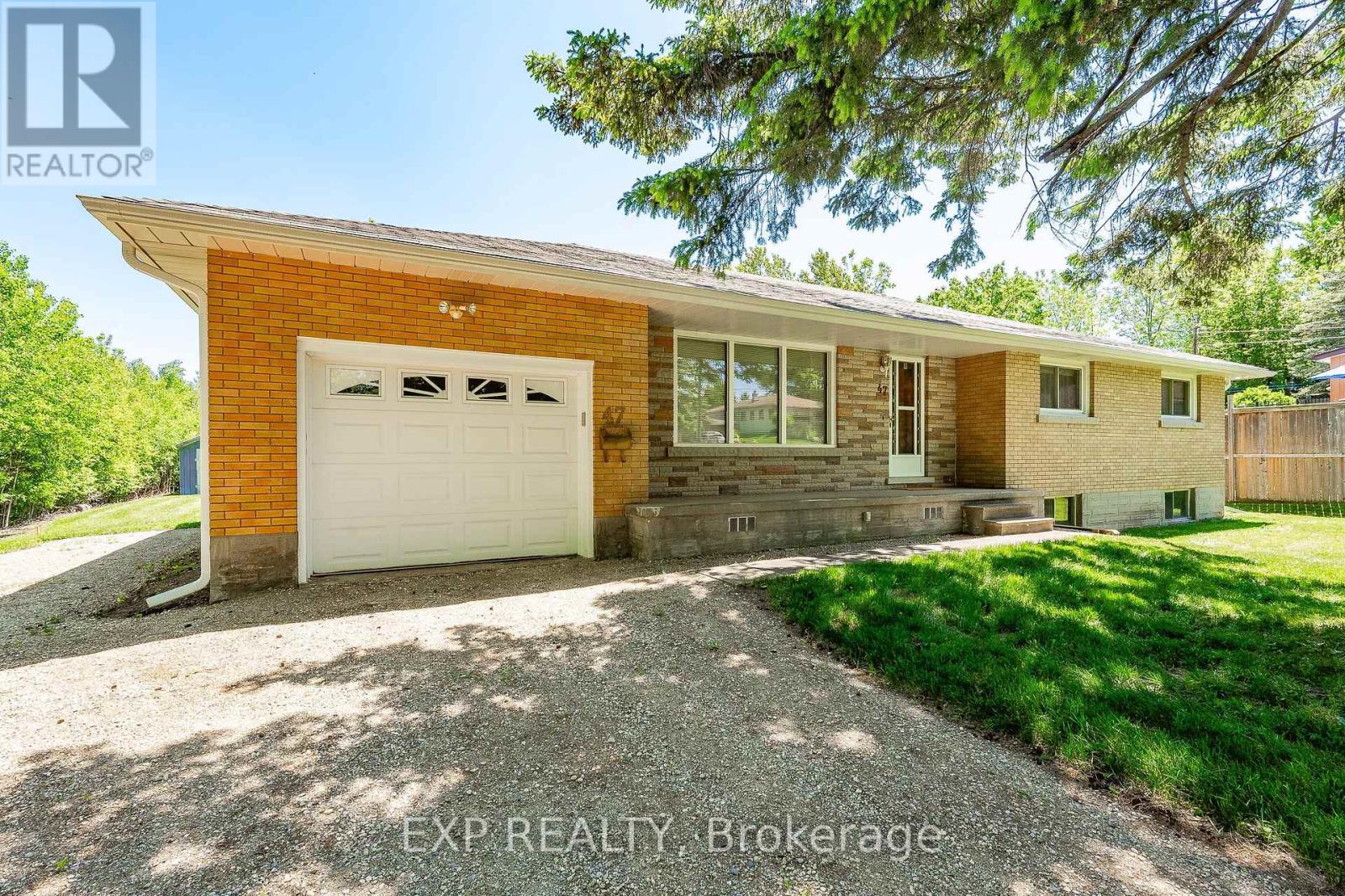 47 Hyland Road, Guelph, Ontario  N1E 1T2 - Photo 6 - X8388736