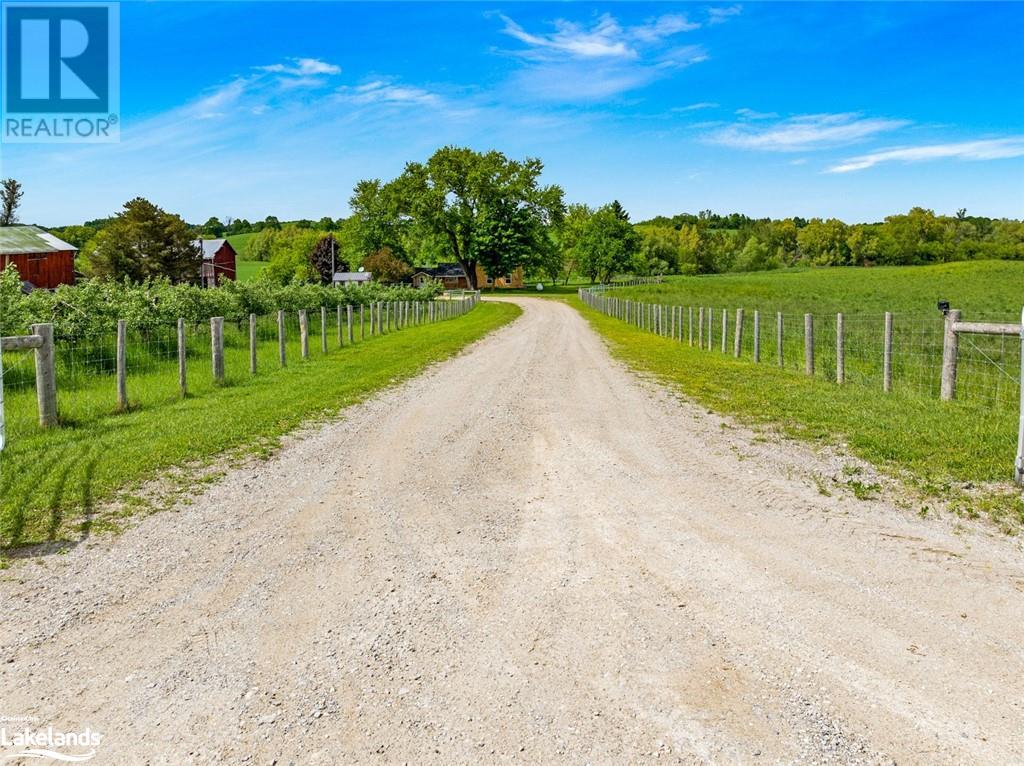 7470 21/22 Sideroad Nottawasaga, Duntroon, Ontario  L0M 1S0 - Photo 3 - 40597417
