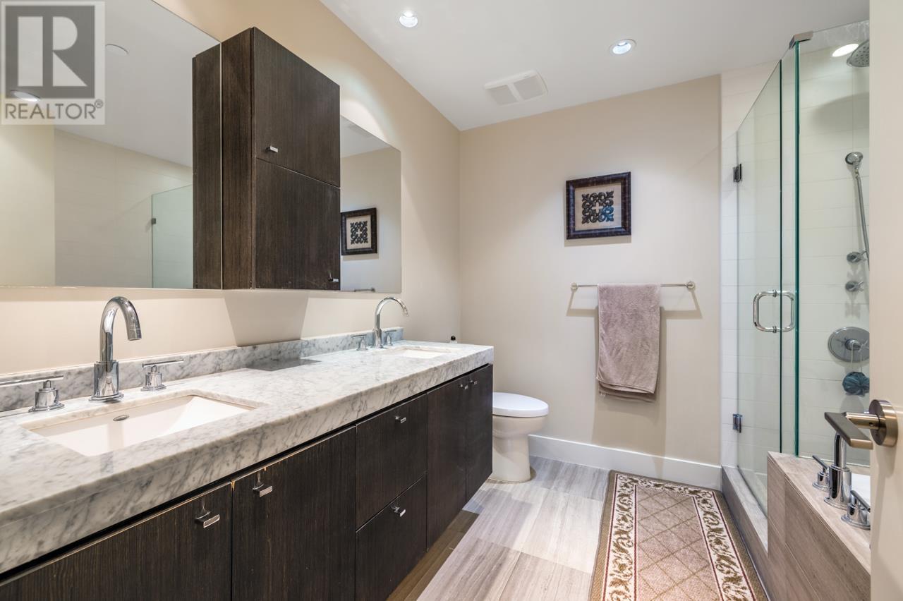 301 888 Arthur Erickson Place, West Vancouver, British Columbia  V7T 0B1 - Photo 14 - R2888406