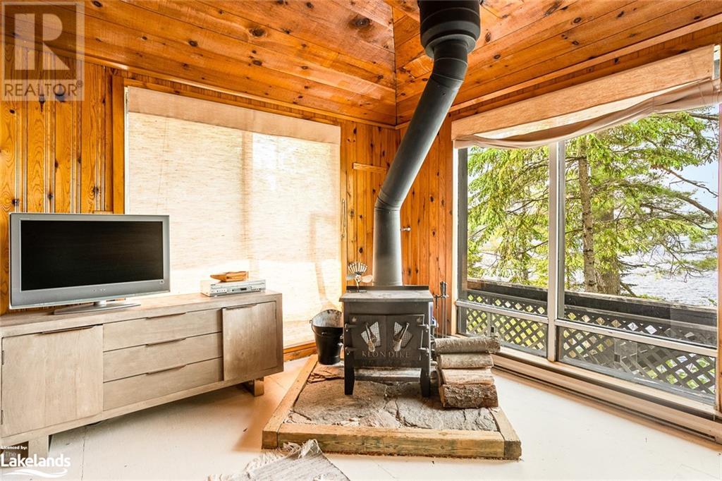 11443 Kushog North Water, Haliburton, Ontario  K0M 1J2 - Photo 18 - 40595801
