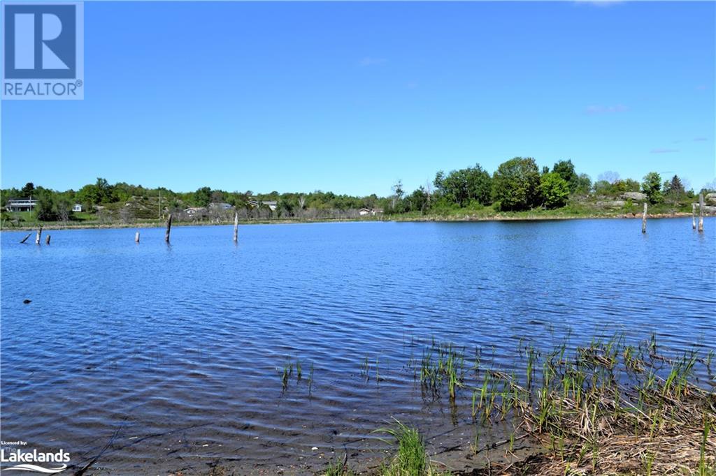1 Holland Avenue, Byng Inlet, Ontario  P0G 1B0 - Photo 4 - 40597458
