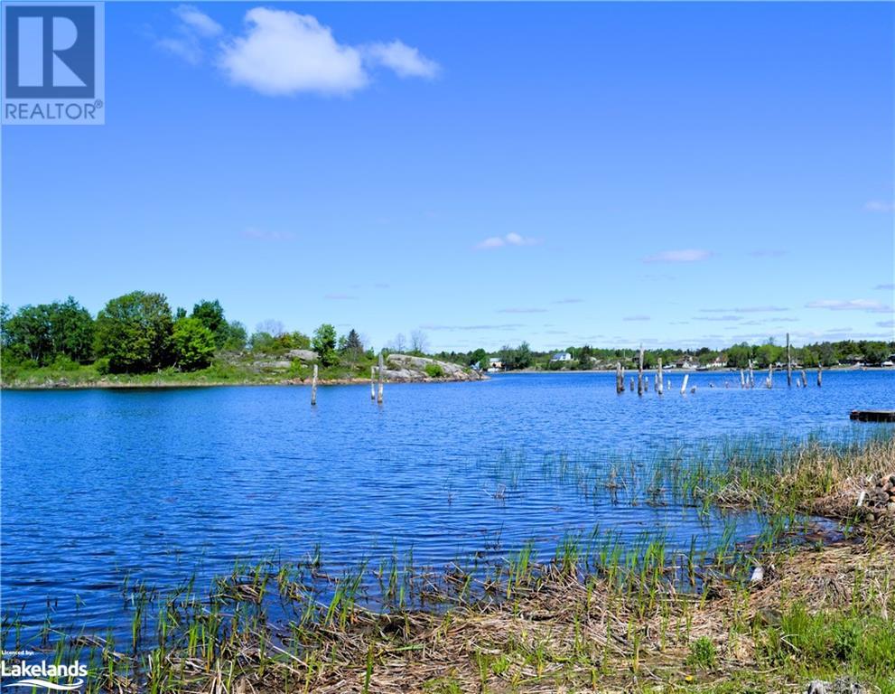 1 Holland Avenue, Byng Inlet, Ontario  P0G 1B0 - Photo 5 - 40597458