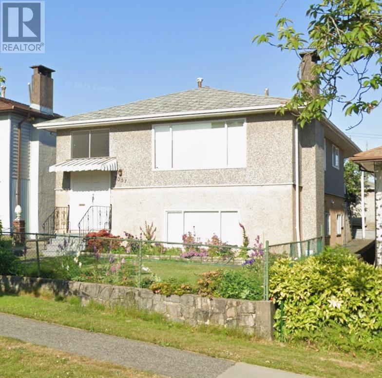 3057 RUPERT STREET, vancouver, British Columbia