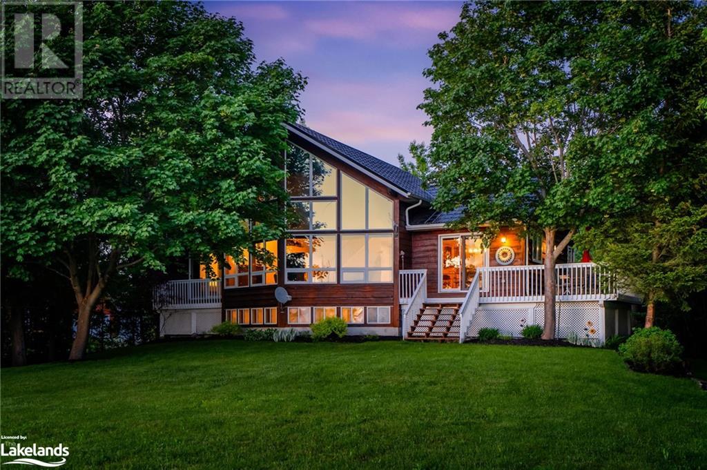 5418 Penetanguishene Road, Elmvale, Ontario  L0L 1P0 - Photo 2 - 40596034