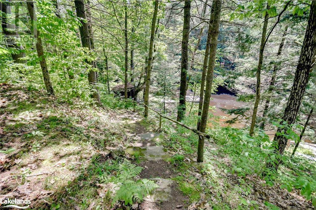 1622 Houseys Rapids Road, Gravenhurst, Ontario  P1P 1R3 - Photo 40 - 40562627