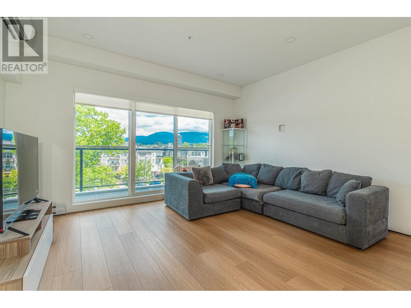 501 2331 Kelly Avenue, Port Coquitlam, British Columbia  V3C 1T3 - Photo 3 - R2888973