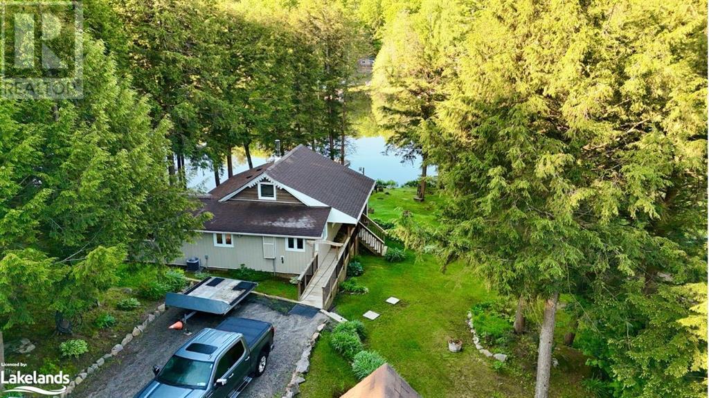 1019 Lakeshore Drive N, Bracebridge, Ontario  P1L 1X3 - Photo 2 - 40594523