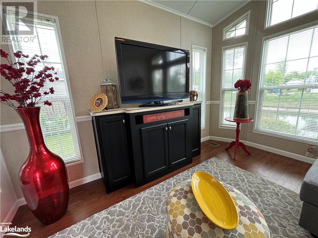 7 Kenora Trail, Wasaga Beach, Ontario  L9Z 1X7 - Photo 16 - 40596569
