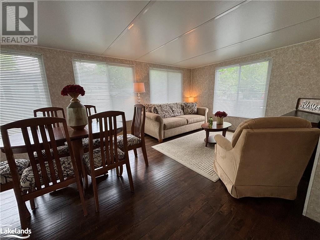 7 Kenora Trail, Wasaga Beach, Ontario  L9Z 1X7 - Photo 33 - 40596569