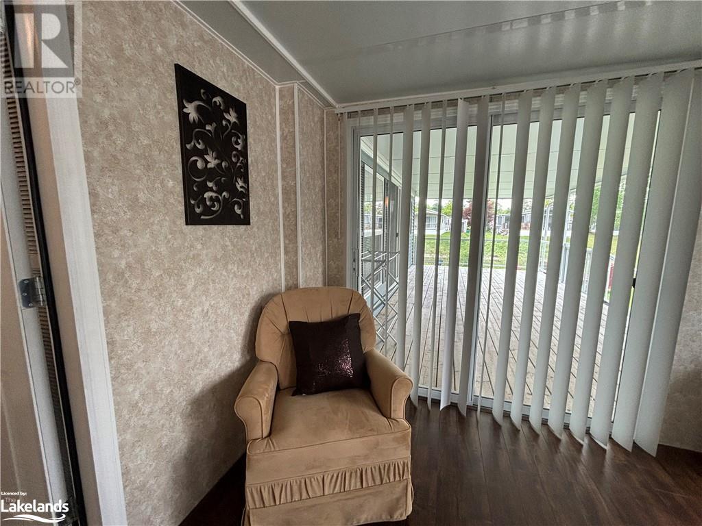 7 Kenora Trail, Wasaga Beach, Ontario  L9Z 1X7 - Photo 38 - 40596569