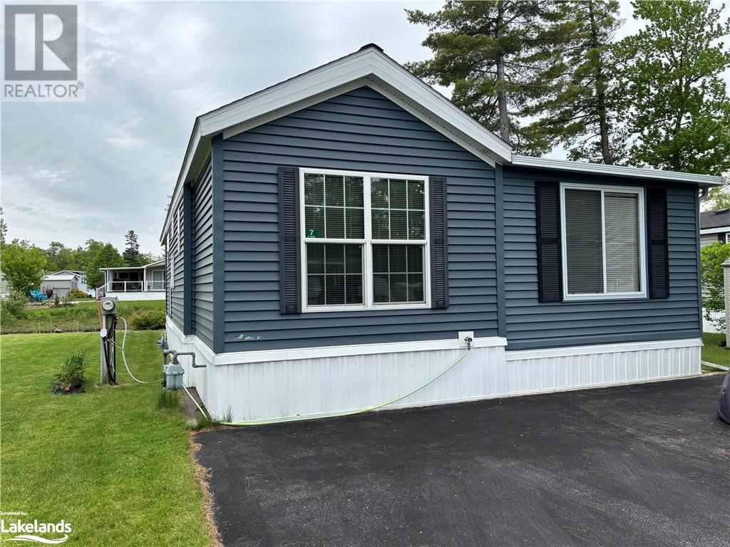 7 Kenora Trail, Wasaga Beach, Ontario  L9Z 1X7 - Photo 46 - 40596569