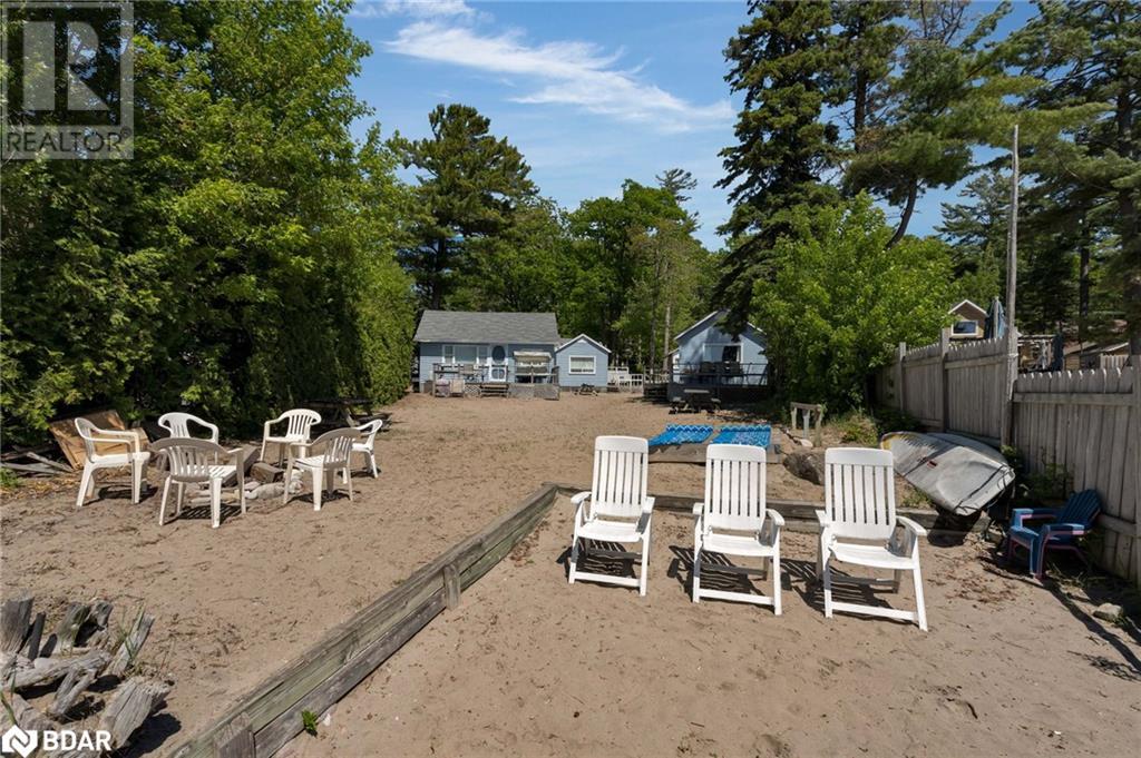 2026 Tiny Beaches Road S, Tiny Twp, Ontario  L0L 1P1 - Photo 3 - 40592537