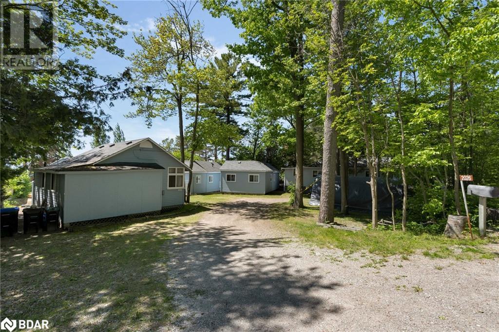 2026 Tiny Beaches Road S, Tiny Twp, Ontario  L0L 1P1 - Photo 13 - 40592537