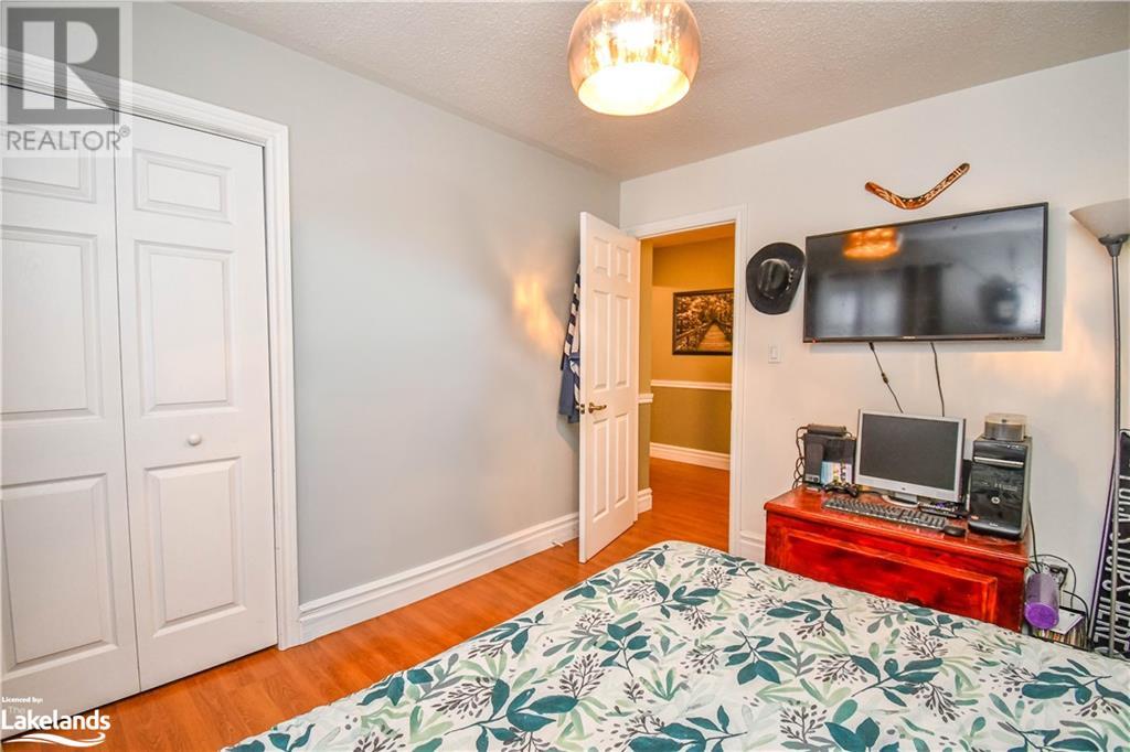11 Hill Top Drive, Penetanguishene, Ontario  L9M 1H7 - Photo 23 - 40595742