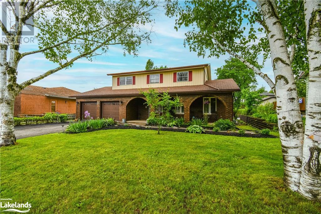 11 Hill Top Drive, Penetanguishene, Ontario  L9M 1H7 - Photo 3 - 40595742