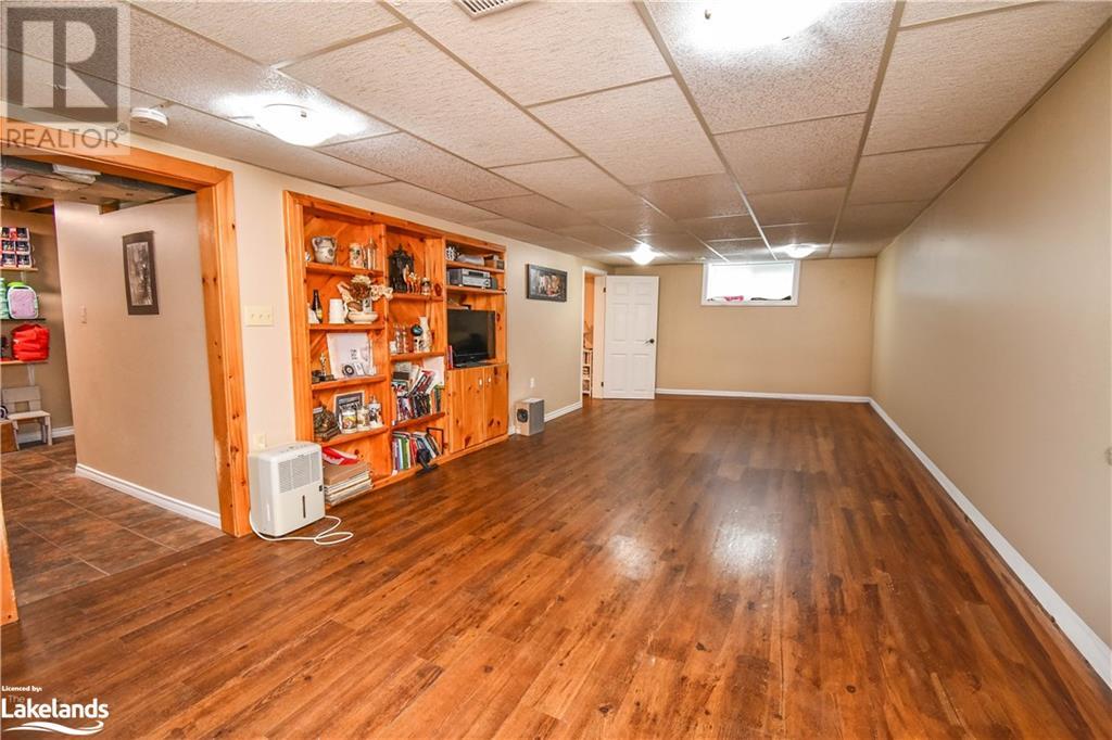 11 Hill Top Drive, Penetanguishene, Ontario  L9M 1H7 - Photo 30 - 40595742