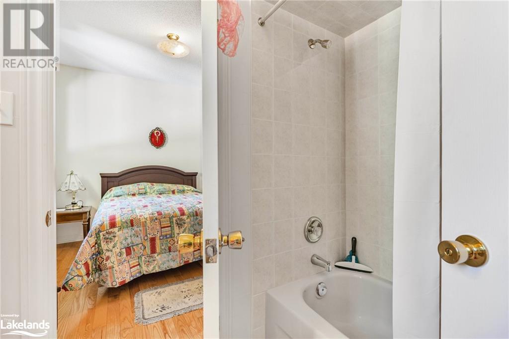 78 28th Street N, Wasaga Beach, Ontario  L9Z 2E2 - Photo 22 - 40595622
