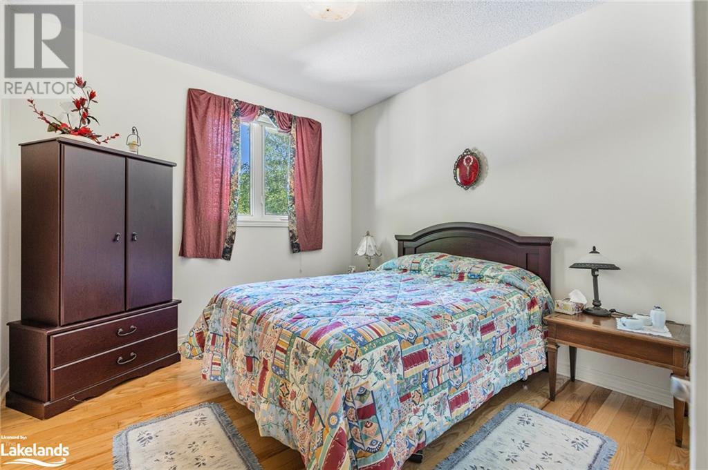 78 28th Street N, Wasaga Beach, Ontario  L9Z 2E2 - Photo 23 - 40595622
