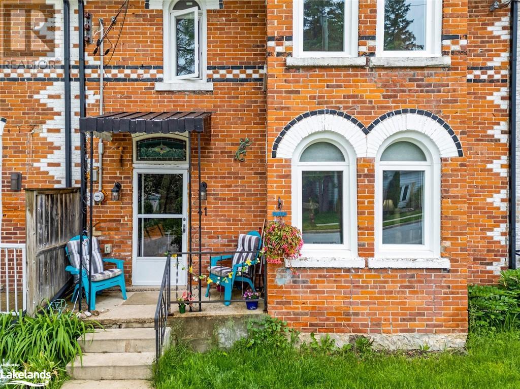 41 Eliza Street, Markdale, Ontario  N0C 1H0 - Photo 3 - 40595349