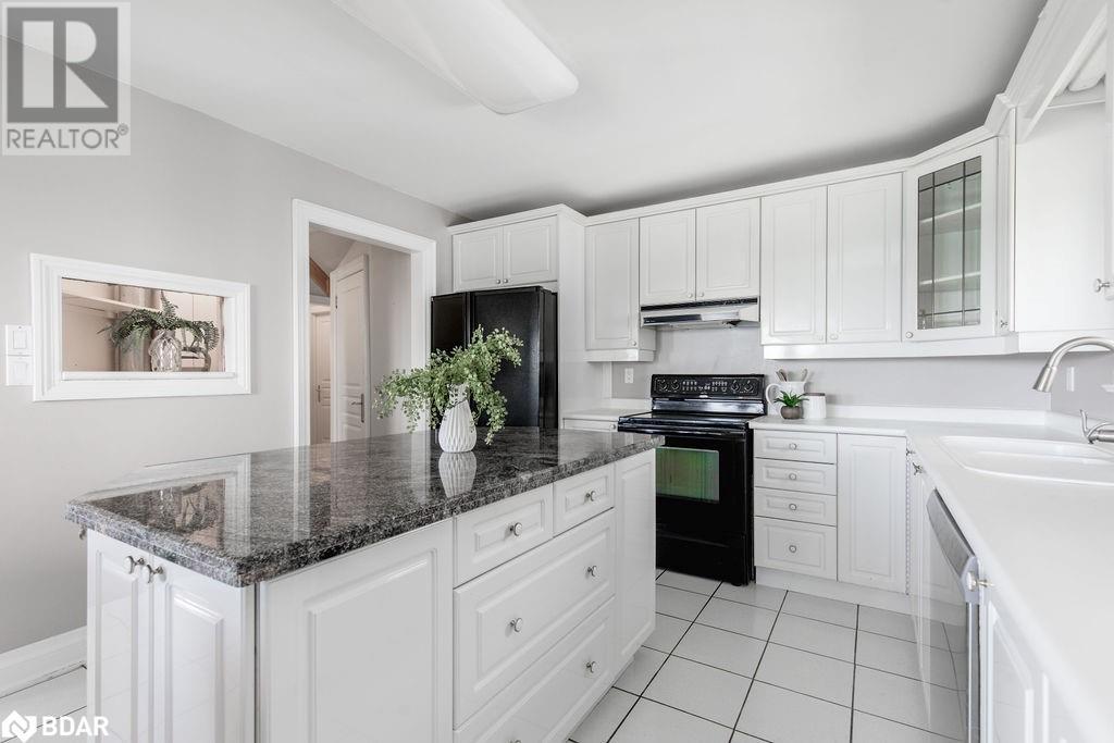 665 Lakelands Avenue, Innisfil, Ontario  L9S 4E5 - Photo 10 - 40598337