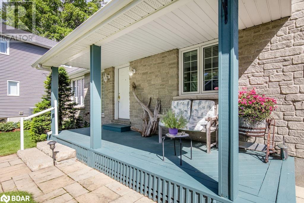 665 Lakelands Avenue, Innisfil, Ontario  L9S 4E5 - Photo 4 - 40598337