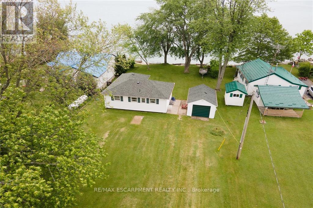 13 Horseshoe Bay Road, Haldimand (Dunnville), Ontario  N1A 2W8 - Photo 1 - X8391408