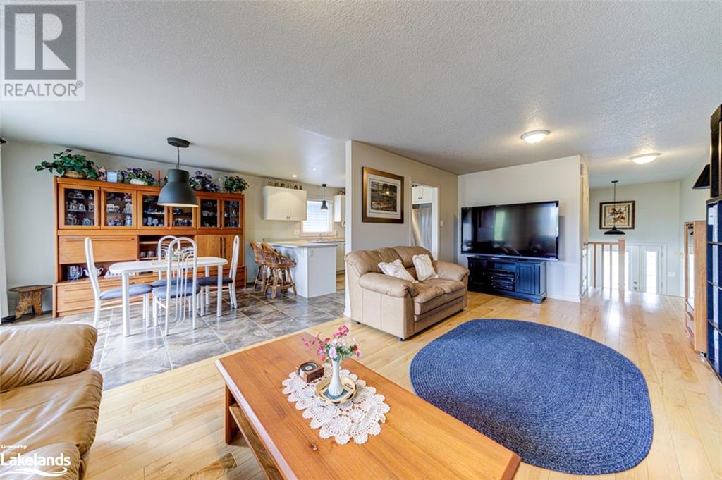 9 George Avenue, Wasaga Beach, Ontario  L9Z 2X9 - Photo 20 - 40593130