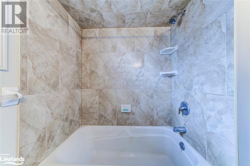 9 George Avenue, Wasaga Beach, Ontario  L9Z 2X9 - Photo 30 - 40593130